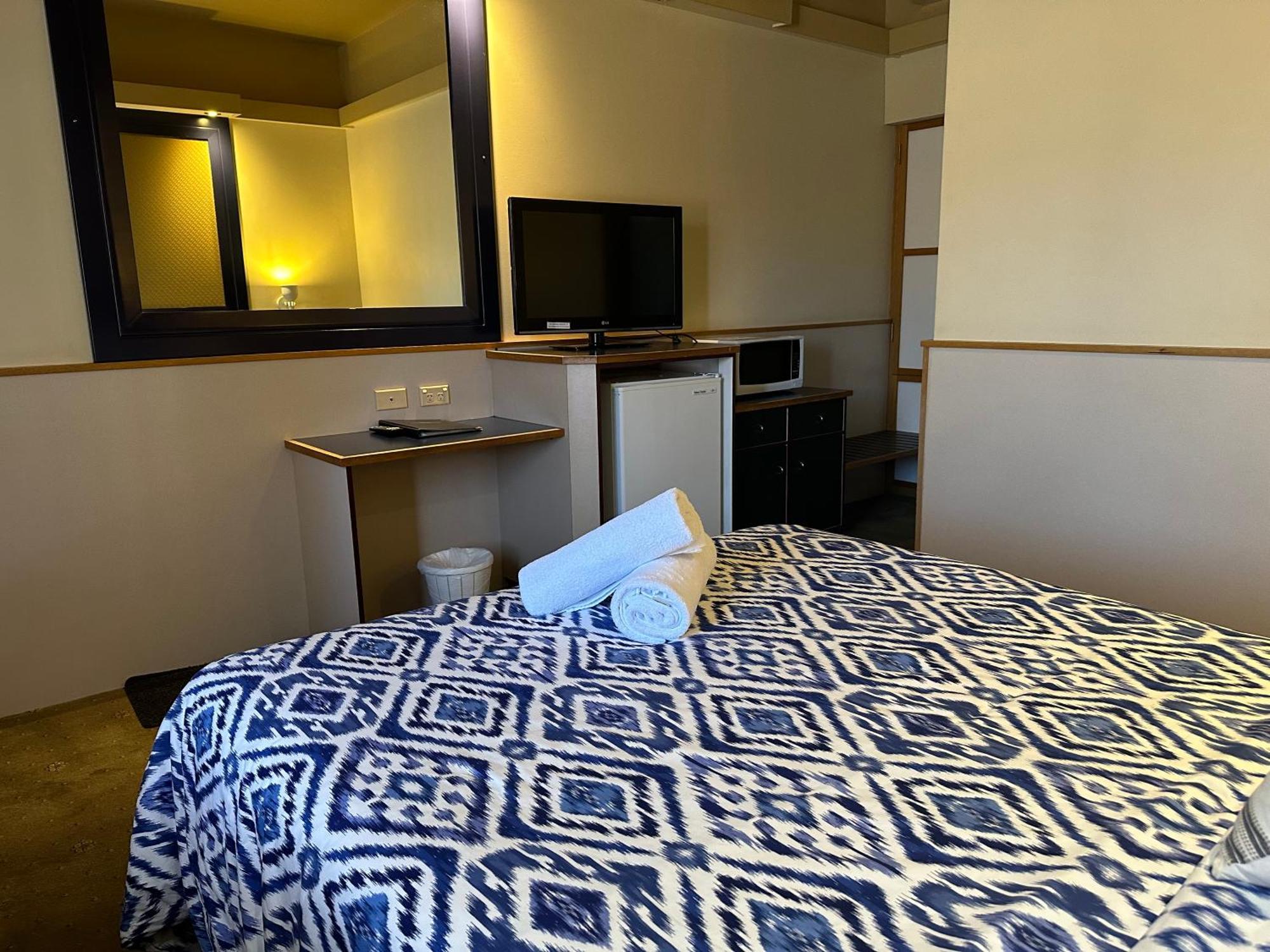 The Tower Hotel Kalgoorlie Extérieur photo