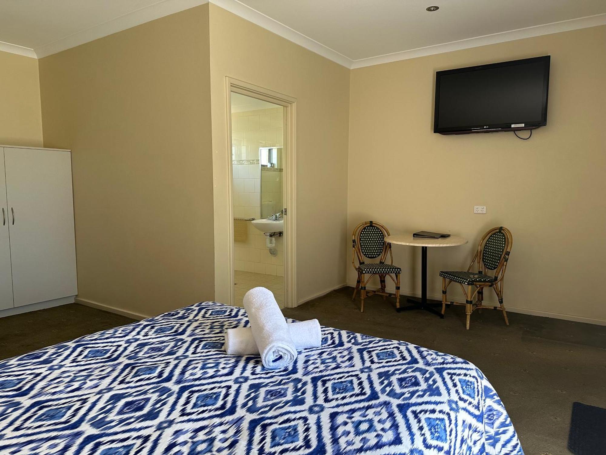 The Tower Hotel Kalgoorlie Extérieur photo