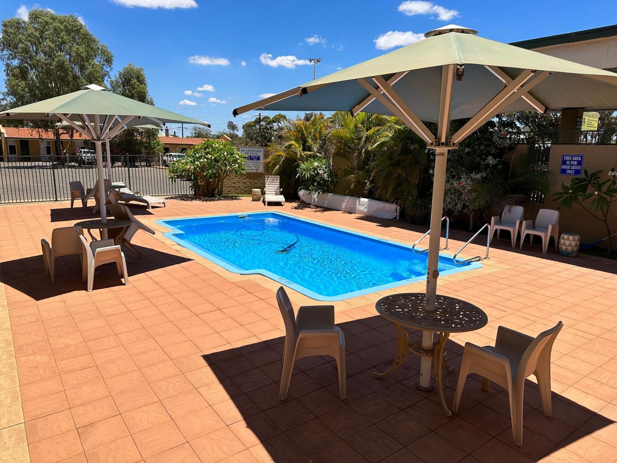 The Tower Hotel Kalgoorlie Extérieur photo