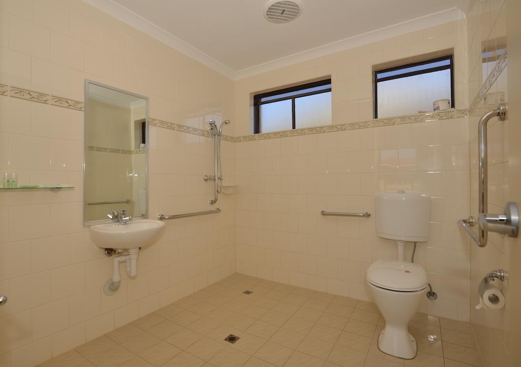 The Tower Hotel Kalgoorlie Extérieur photo