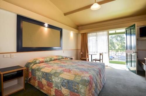The Tower Hotel Kalgoorlie Extérieur photo